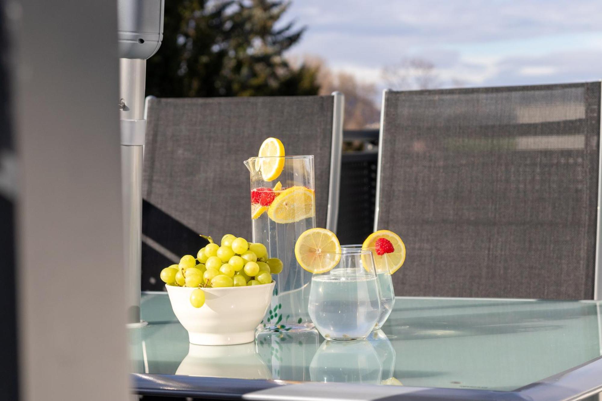 Apartamento Noblenest: Terrasse - Netflix - Kaffee Viena Exterior foto
